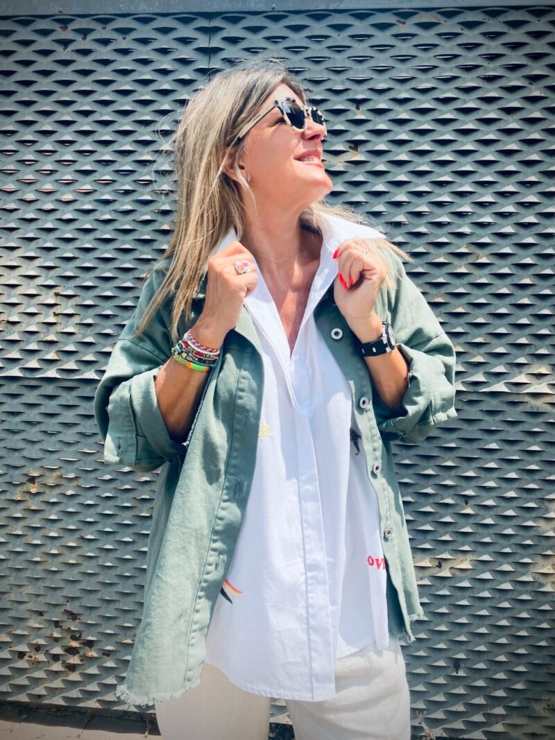 Chaqueta pintada a mano