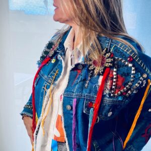 Chaqueta vaquera customizada