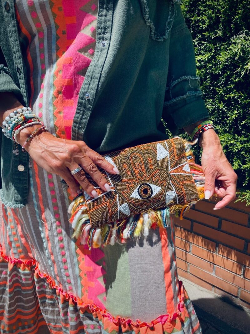 Clutch boho style