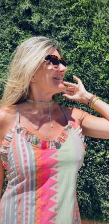 Vestido étnico con estampado en fluo